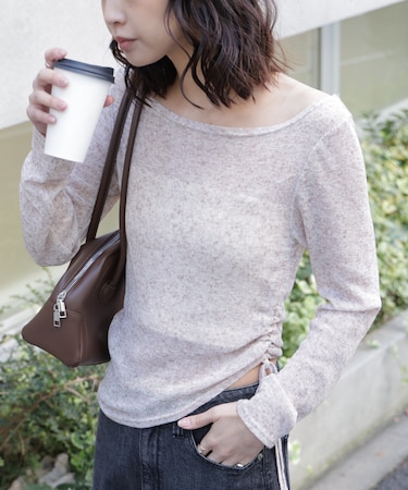 メランジドロストシャーリングカットソー