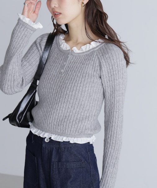 フリルドッキングコンパクトケーブルニット