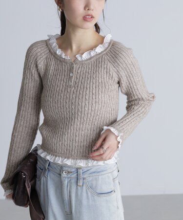 フリルドッキングコンパクトケーブルニット