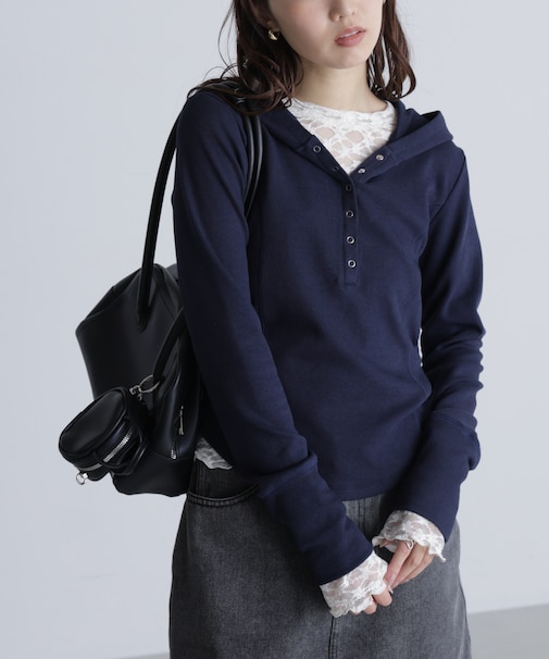 スキッパーカットソーフーディー