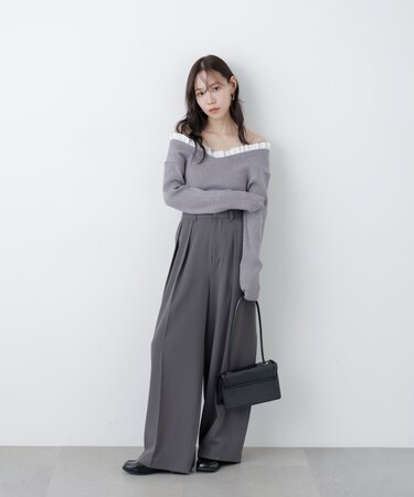 フリルドッキングＶネックニット〈MFM〉