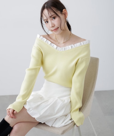 フリルドッキングＶネックニット〈MFM〉