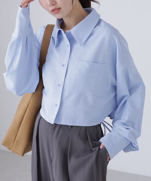 バックレースアップショート丈シャツ