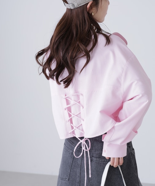 バックレースアップショート丈シャツ