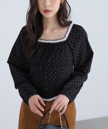 長袖ドット衿フリルブラウス