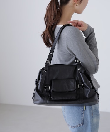 フロントポケットバッグ