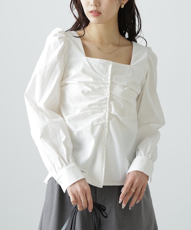 フロントギャザースクエアネックブラウス