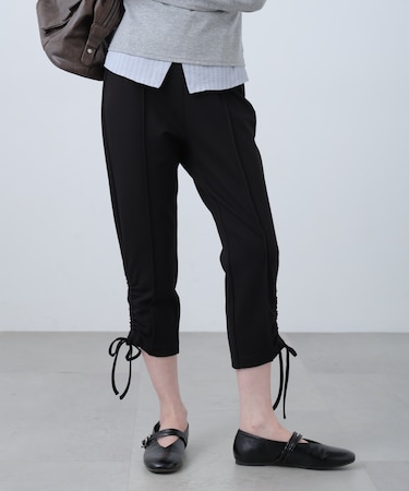 ドロストカプリパンツ