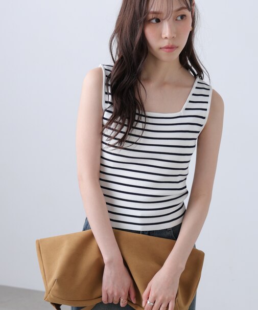 総針スクエアネックタンクニット