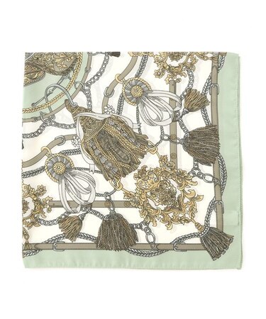 ｜美人百花10月号タイアップ 宇賀美里さん着用商品｜タッセル柄スカーフ