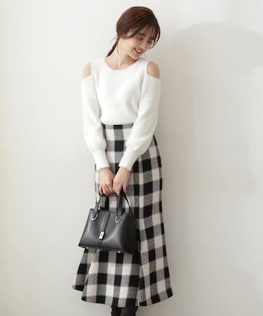 ｜美人百花11月号掲載 休井美郷さん着用商品｜ギンガムツイードマーメイド WEB限定カラー：チャコール×ベージュ