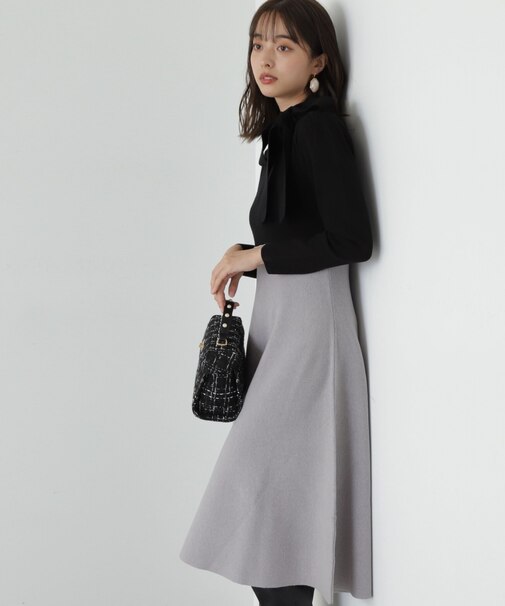 ボウタイニットフレアーワンピース