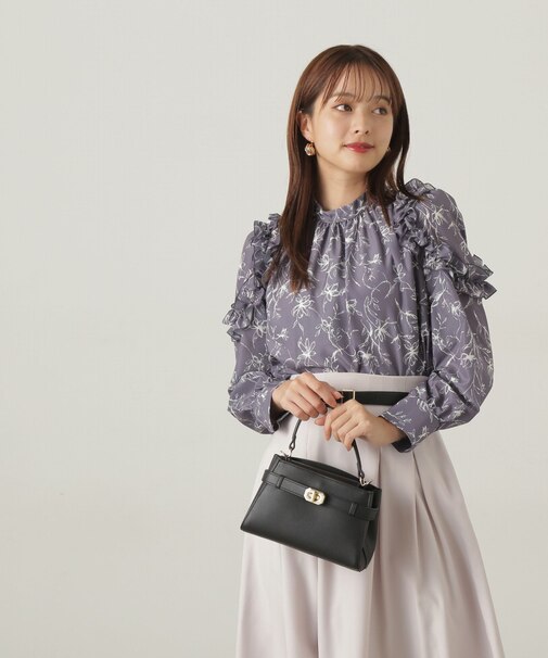 モノトーンフラワーフリルブラウス　24AW