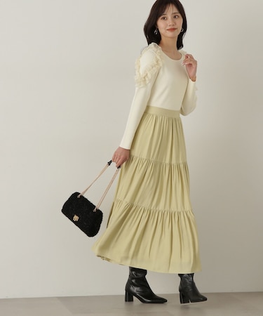 パウダーサテンティアードスカート　24AW