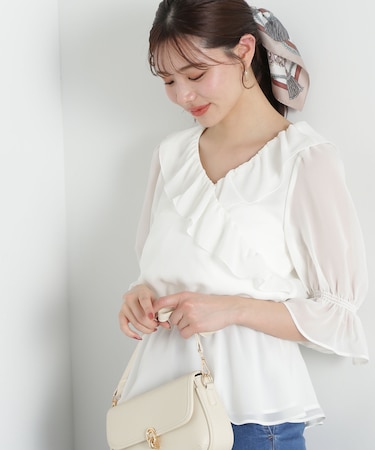 ラッフルカシュクールブラウス