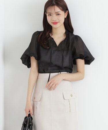 ボリュームスリーブシアーブラウス