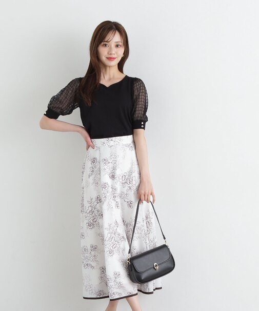 モノトーンシアーフラワースカート