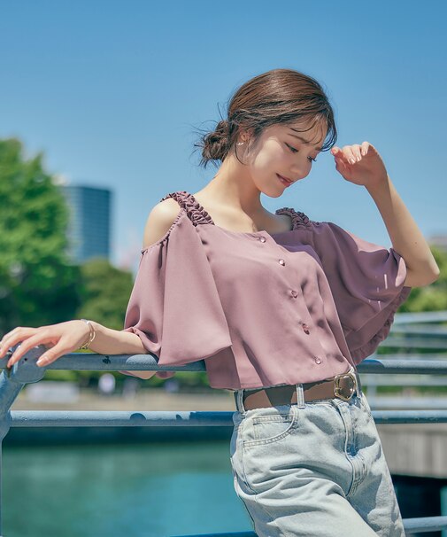 フリルバルーンブラウス