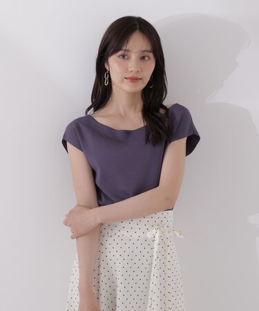 デコルテ総針ニット