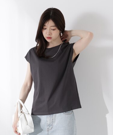 ベーシックTシャツ