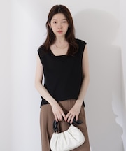 ＜ウォッシャブル＞Vネックフォルムカットソー