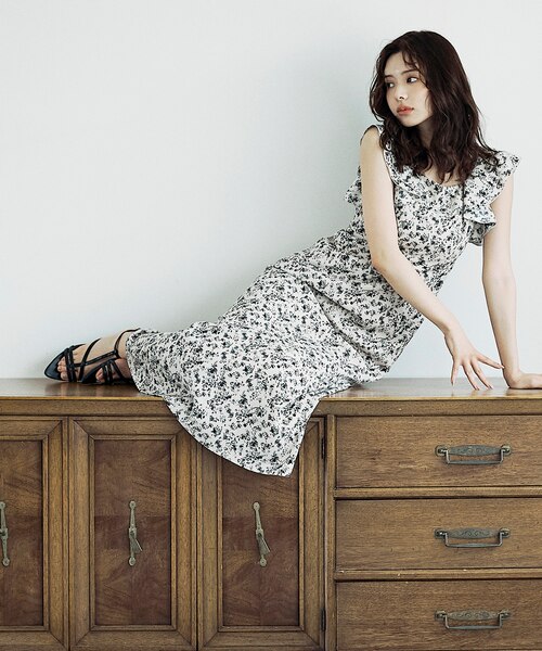 小花柄レディワンピース｜プロポーションボディドレッシングの