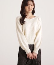 ミニシャギーハートネックニット
