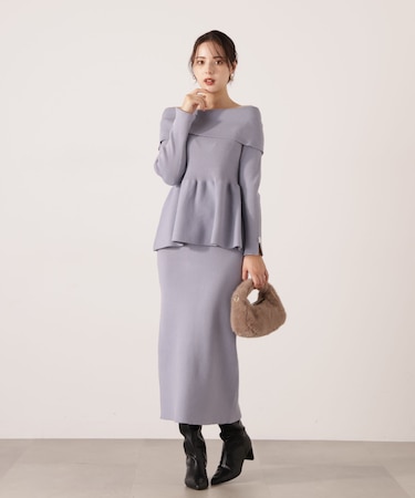 オフショルペプラムニットセット