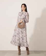 花柄プリーツワンピース