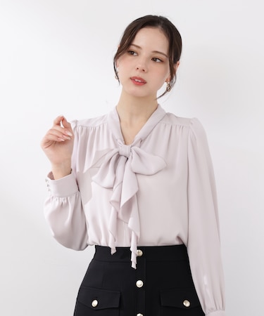 ラッフルリボンブラウス