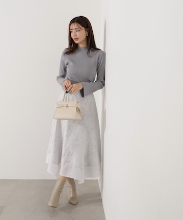 ハンカチーフヘムスカート