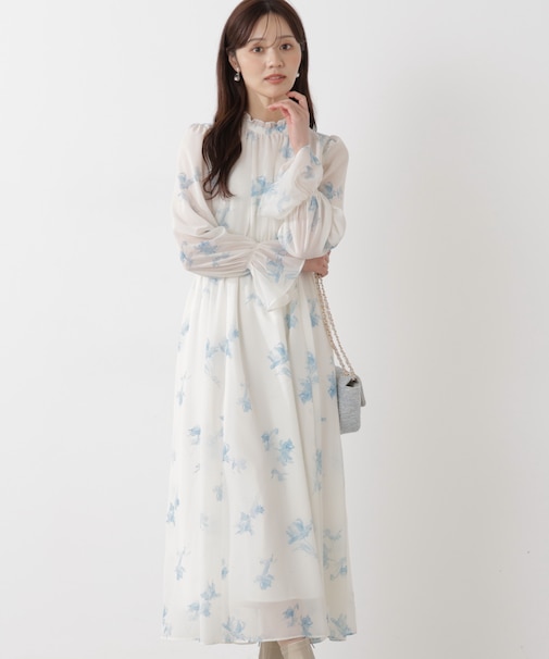花柄プリントギャザーワンピース