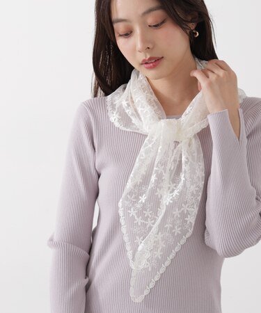 《EDIT COLOGNE》レーススカーフ付きリブニット