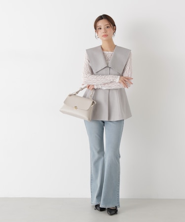 〈a／mie〉フレアデニムパンツ