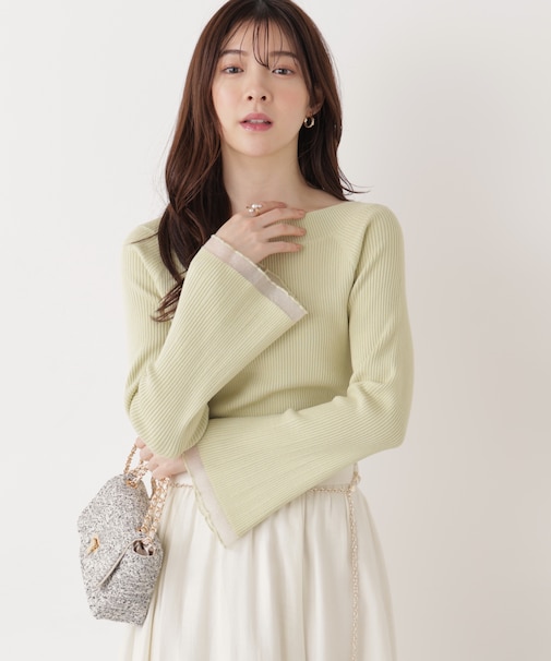 シアー切り替えボートネックニット