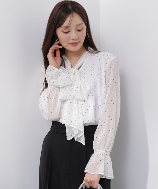 ビッグリボンブラウス