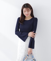 フォルムスリーブニット