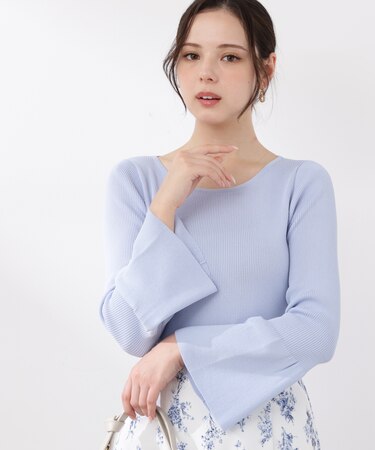 フォルムスリーブニット