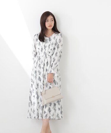 フラワープリントワンピース