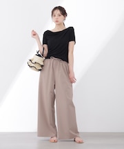 〈a／mie〉ワイドイージーパンツ