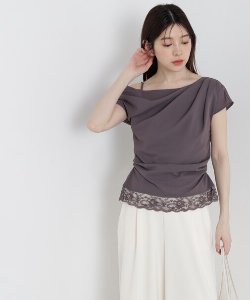 〈a／mie〉アシメドレープブラウス