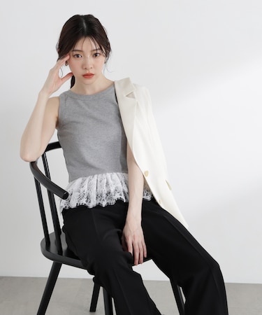 〈a／mie〉レースペプラムタンク