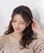 サテンカチューシャ