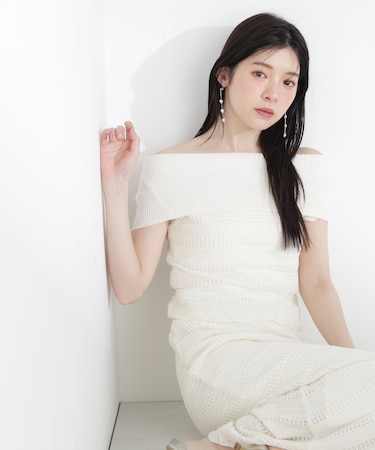 透かし編みオフショルセットアップ