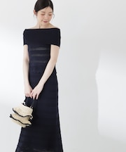 透かし編みオフショルセットアップ