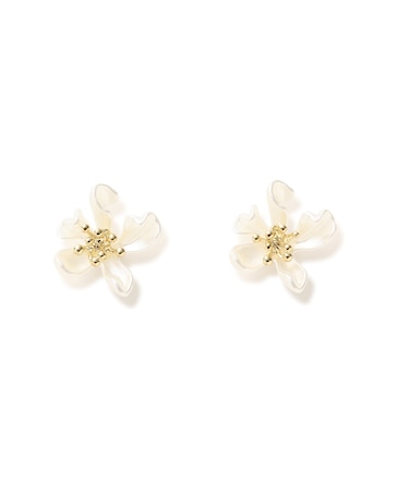 フラワーピアス