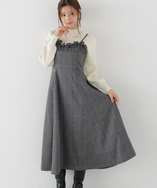 モチーフ刺繍キャミワンピース