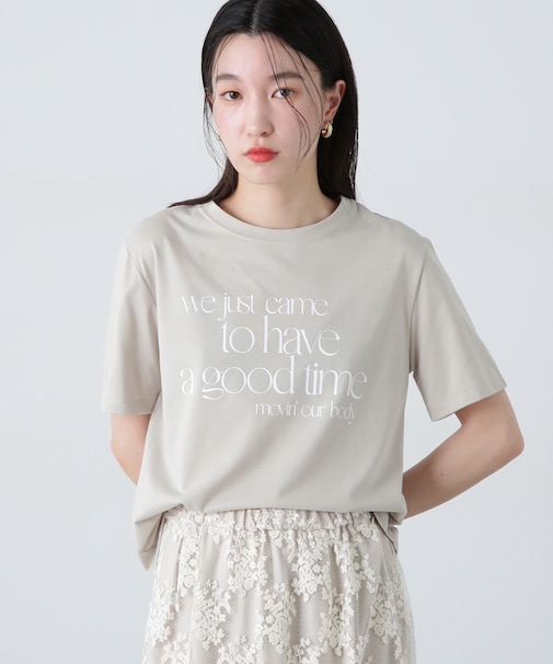 ロゴTシャツ