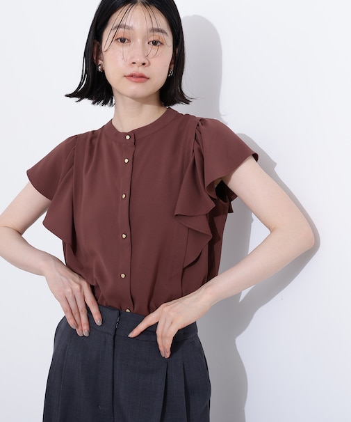 メタルボタンフリルスリーブブラウス