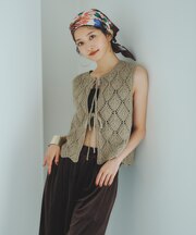 ラメネップ透かし編みジレ
